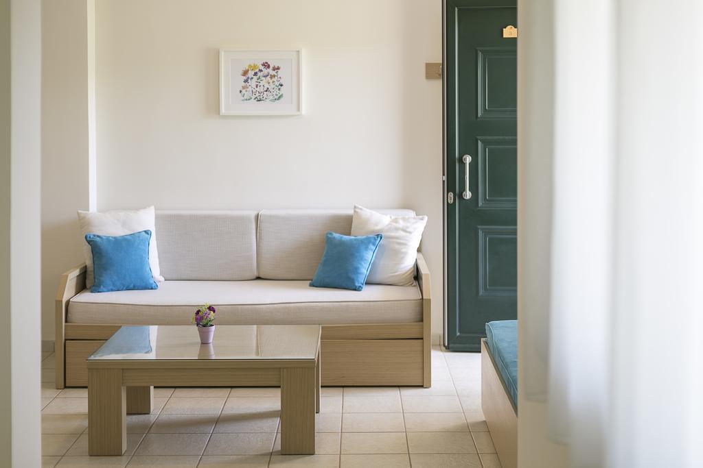 Olive Tree Apartments Fourka Exterior photo